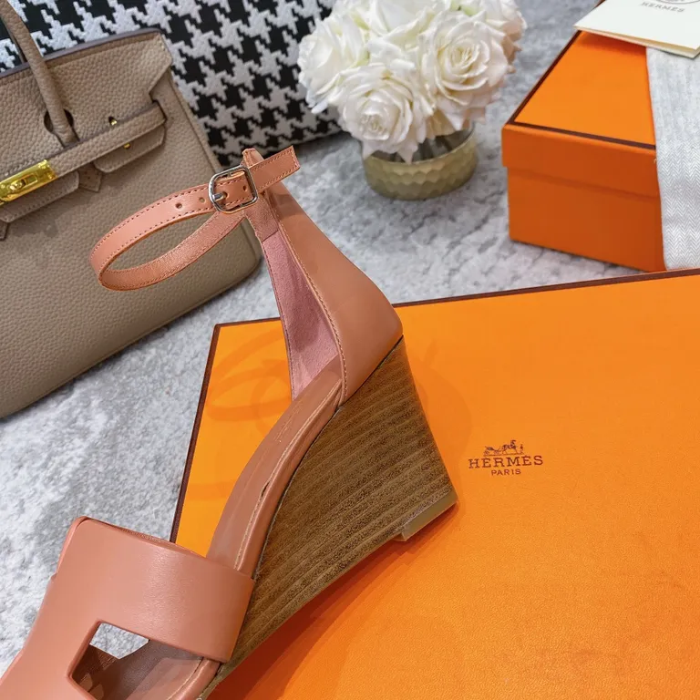 Hermes Shoe 